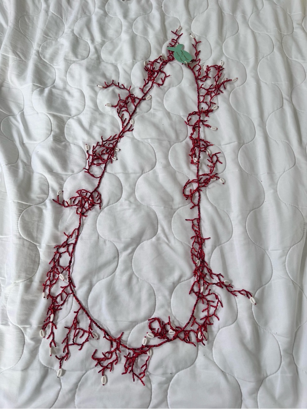 ANTICA SARTORIA RED CORAL BEADED statement NECKLACE with white shells - Picture 4 of 10